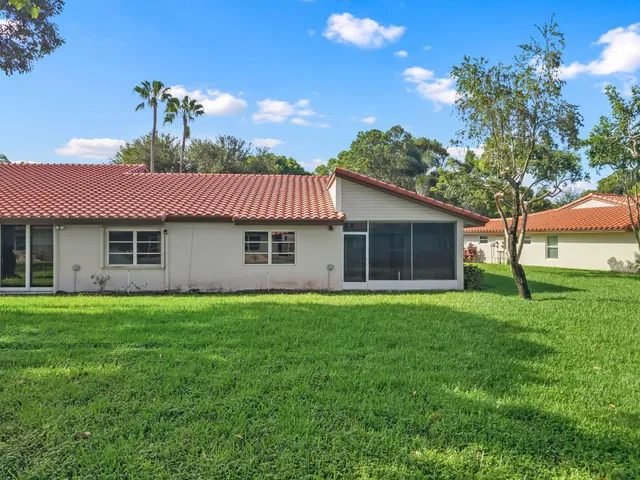 Residence photo 34