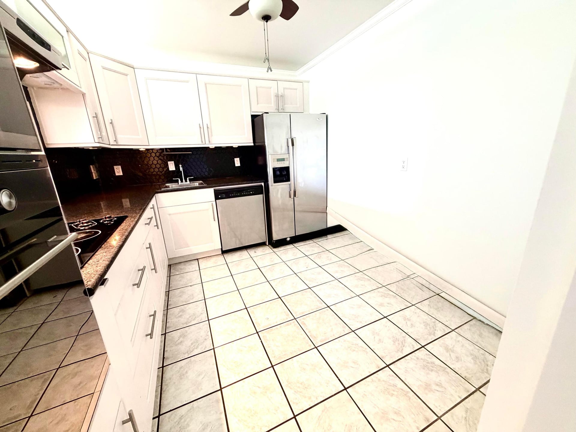 Lakeside Arms Lake Worth Unit #401 photo 6