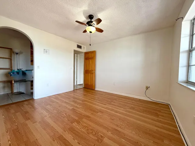 Lakeside Arms Lake Worth Unit #401 photo 17