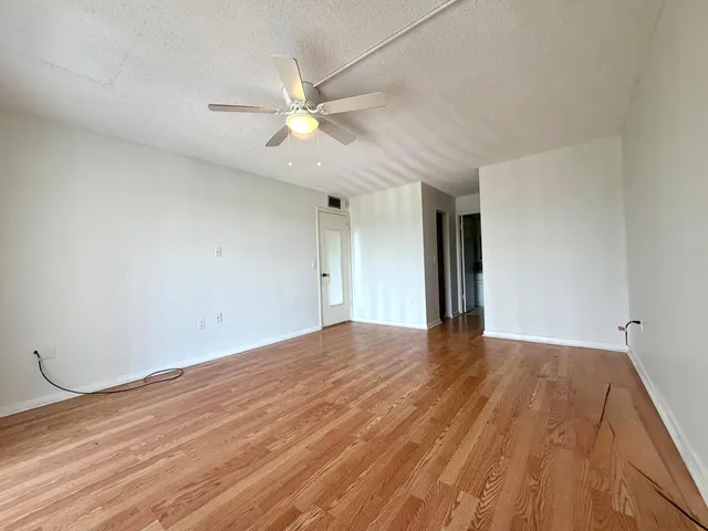 Lakeside Arms Lake Worth Unit #401 photo 23