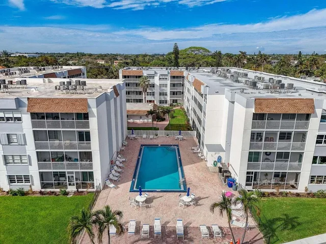Lakeside Arms Lake Worth Unit #401 photo 35