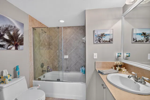 Unit 410 photo 38