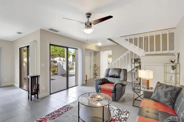 PGA National Palm Beach Gardens Unit 1 photo 5