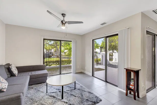 PGA National Palm Beach Gardens Unit 1 photo 8