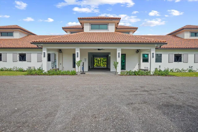Residence photo 3