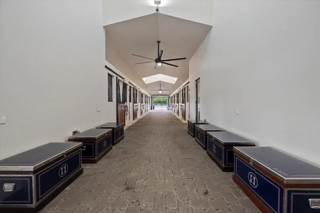 Residence photo 5