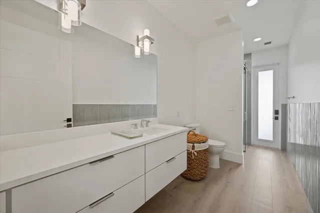 Residence photo 51