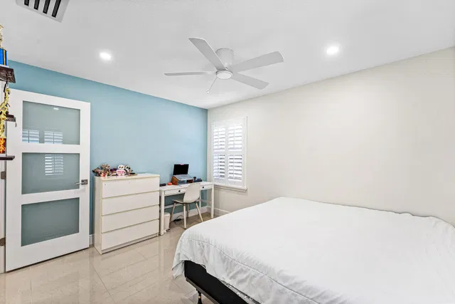Residence photo 13