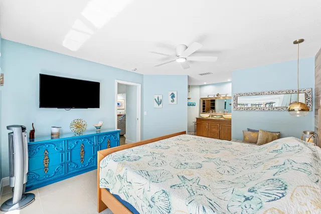 Residence photo 17
