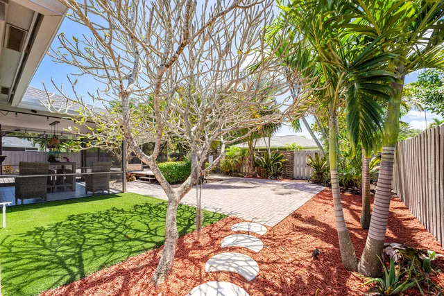 Residence photo 26