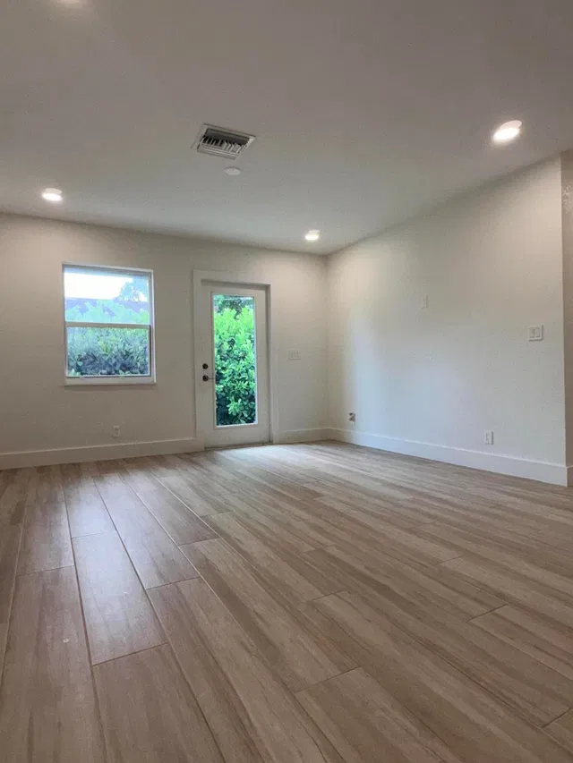 Residence photo 36