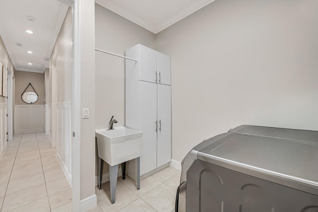 Residence photo 56