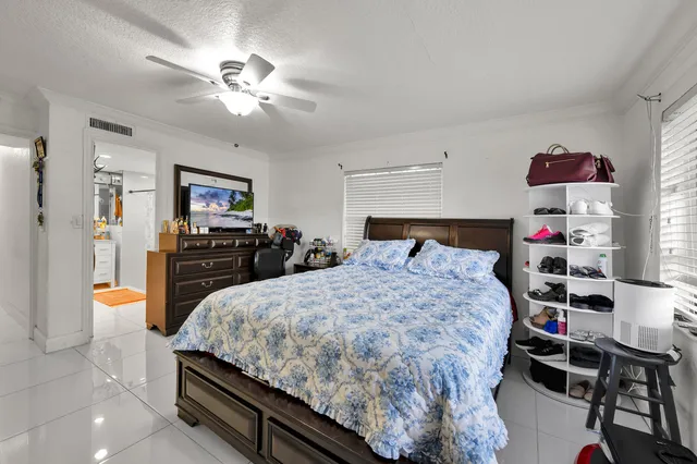 Residence photo 15