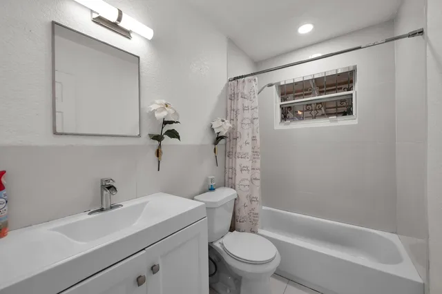 Residence photo 18
