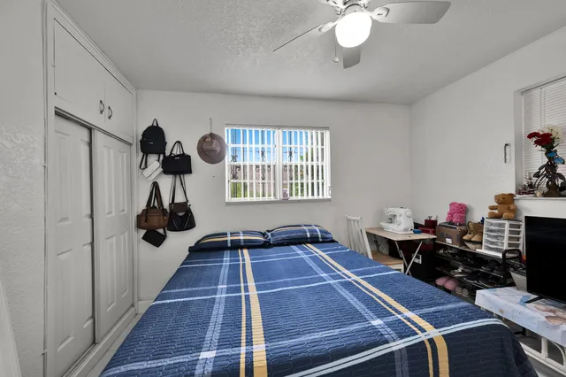 Residence photo 21