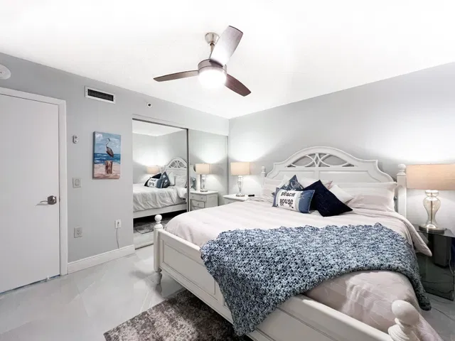 Unit 202 photo 24