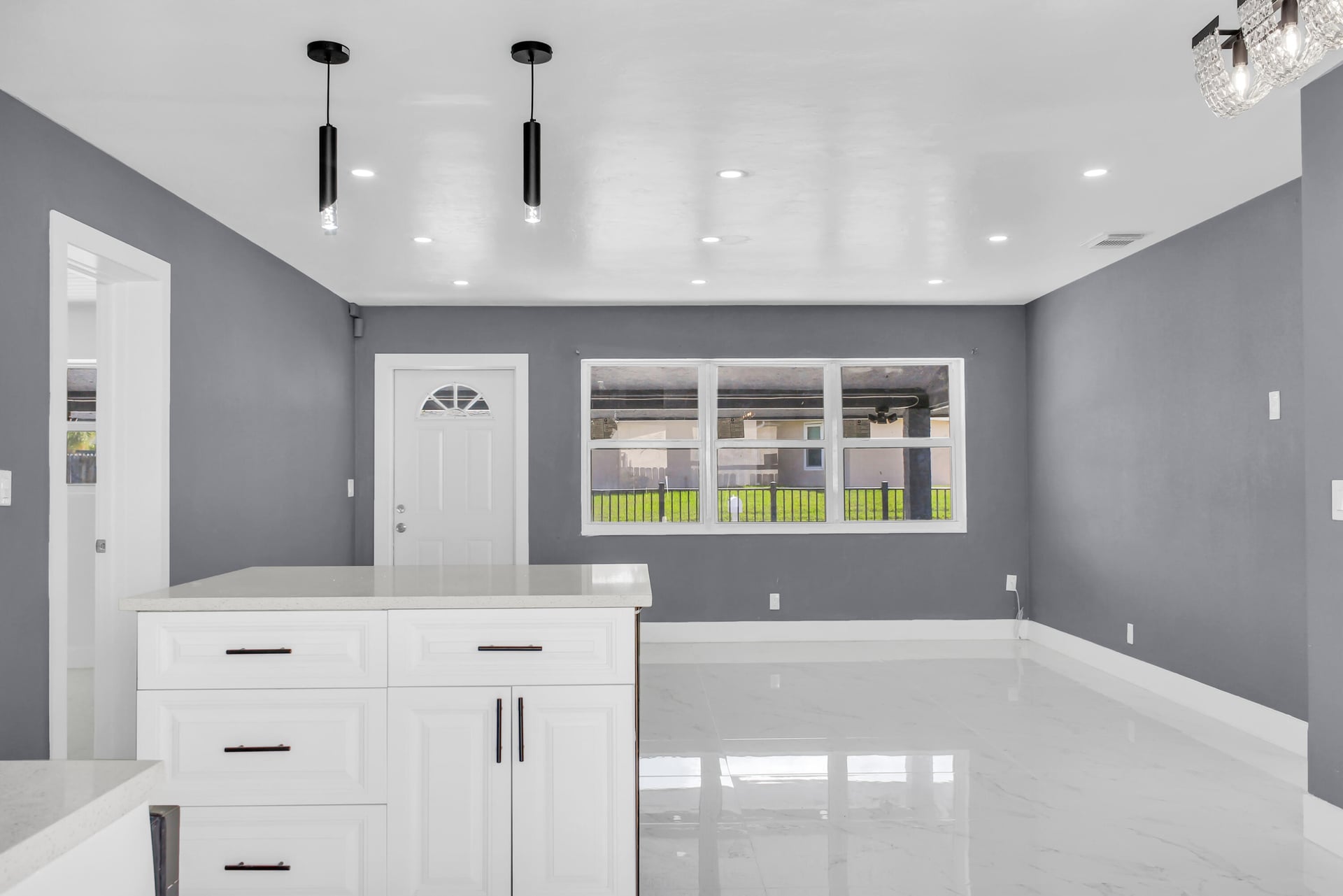Residence photo 4
