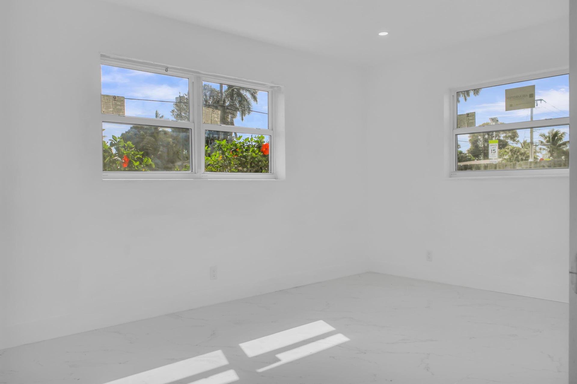 Residence photo 8