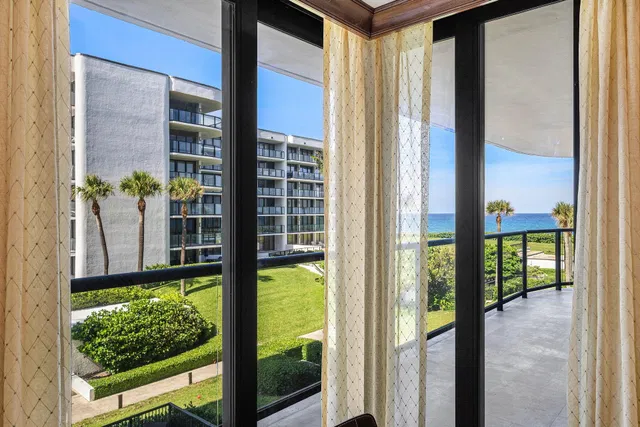 South Palm Beach Unit 304 photo 8