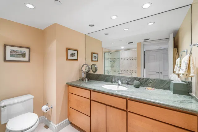 South Palm Beach Unit 304 photo 16