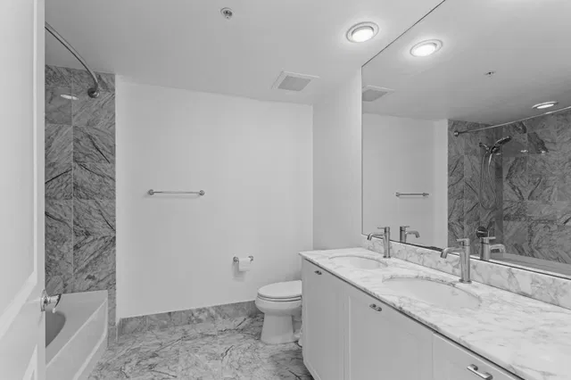 The Astor Unit 505 photo 13