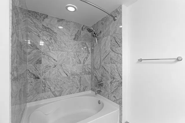 The Astor Unit 505 photo 14