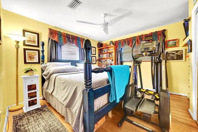 Residence photo 13