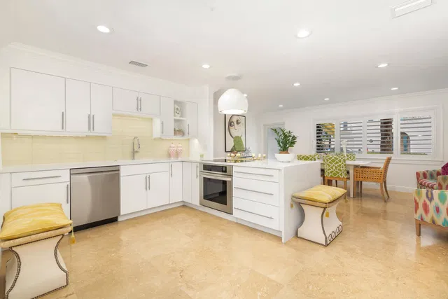 SoSo West Palm Beach Residence photo 8