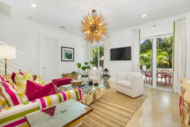 SoSo West Palm Beach Residence photo 11