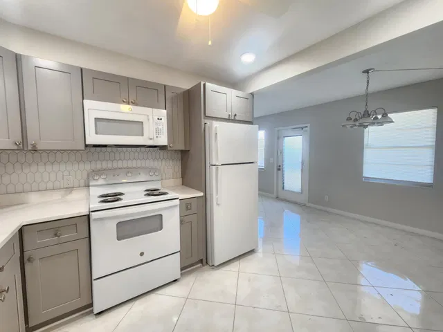  Residence photo 21