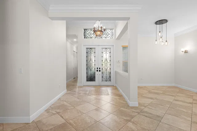 Residence photo 11
