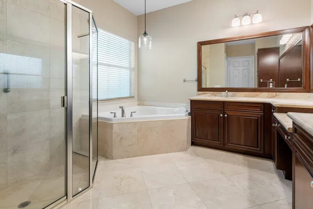 Residence photo 41