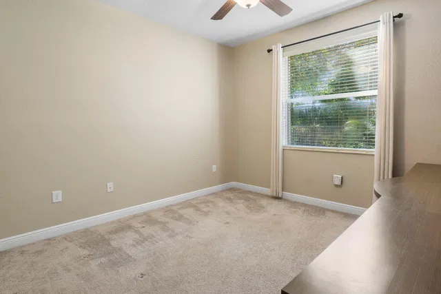Residence photo 49