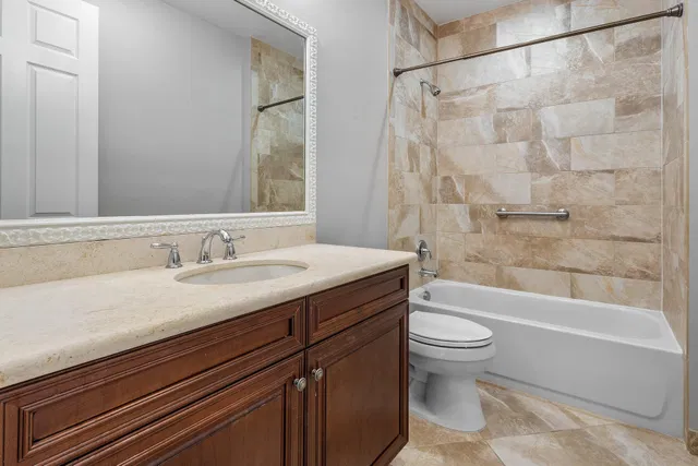 Residence photo 51