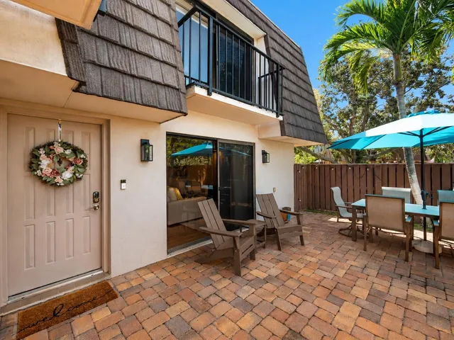 Residence photo 5