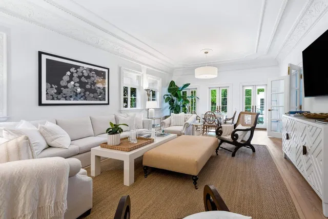 Royal Park Residence photo 10