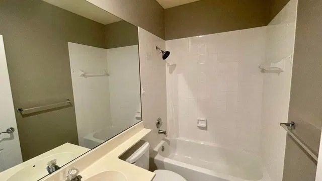 Residence photo 16