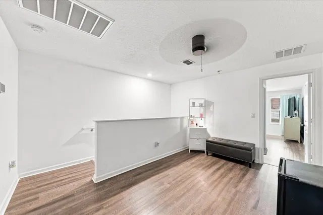 Residence photo 15