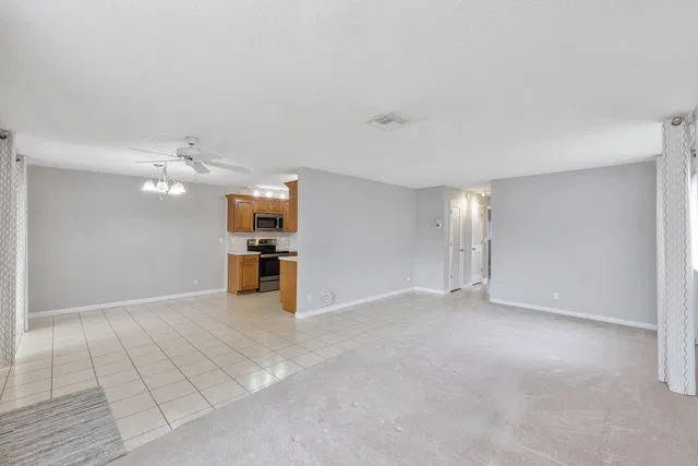 Residence photo 6
