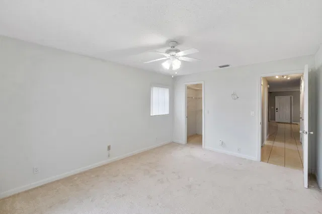 Residence photo 11