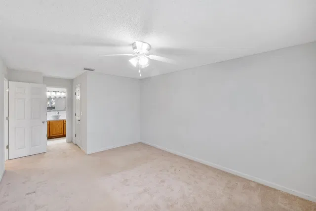 Residence photo 13