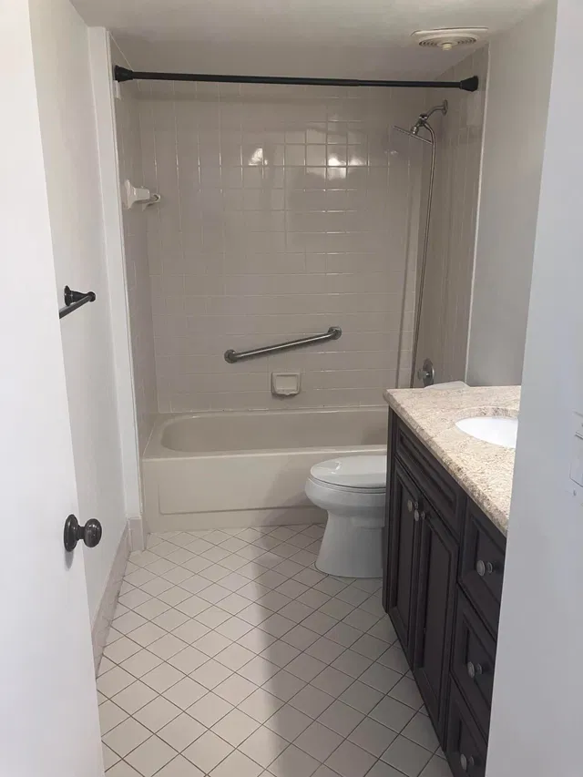 Unit 1616 photo 45