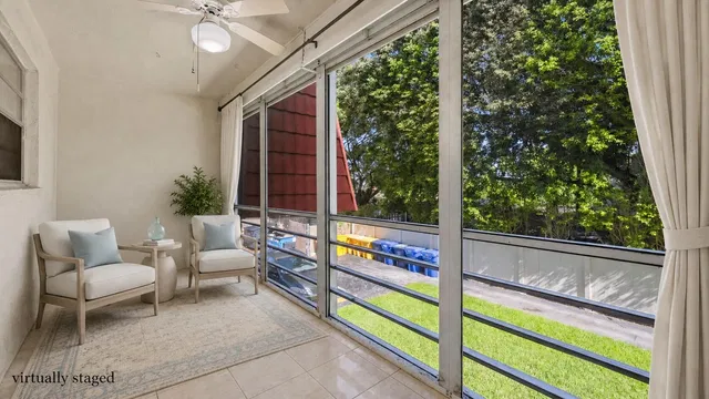 Unit 208 photo 27
