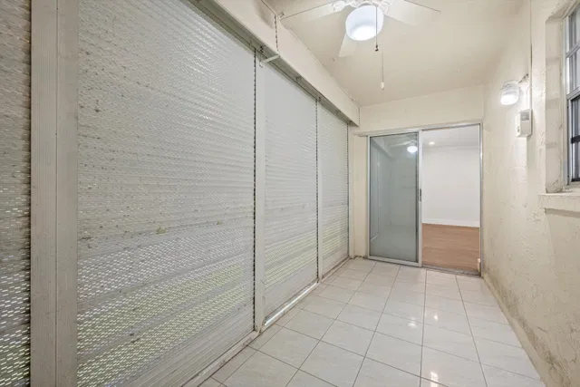 Unit 208 photo 29