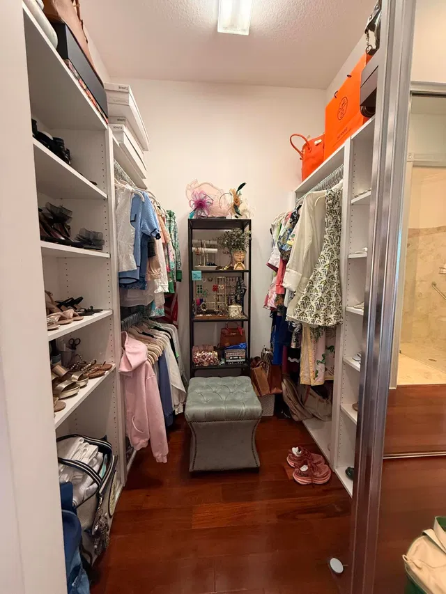 Residence photo 25
