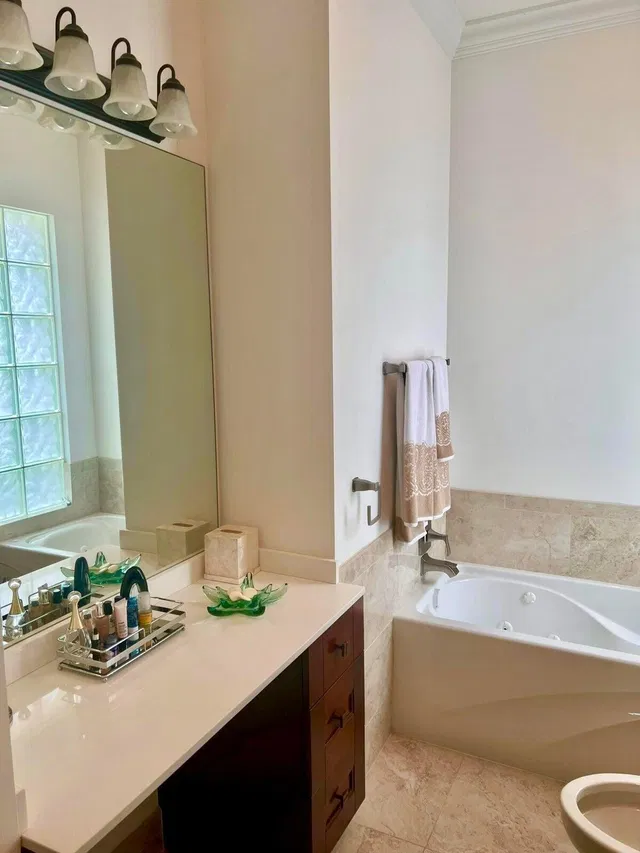Residence photo 27
