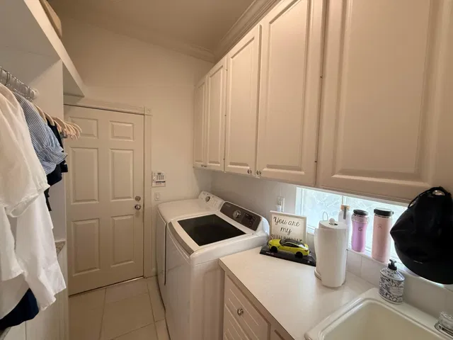 Residence photo 41