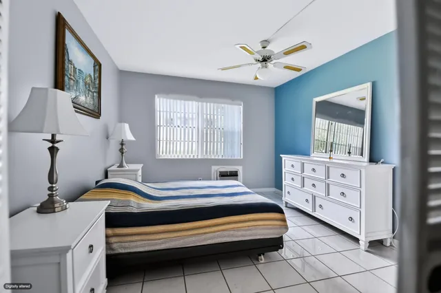 Residence photo 9
