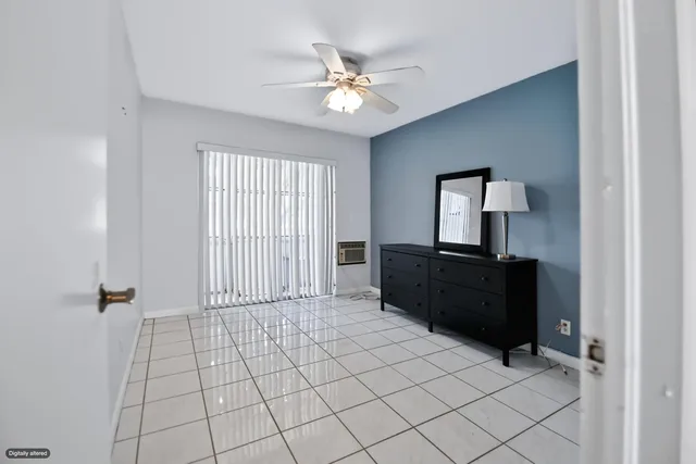 Residence photo 12