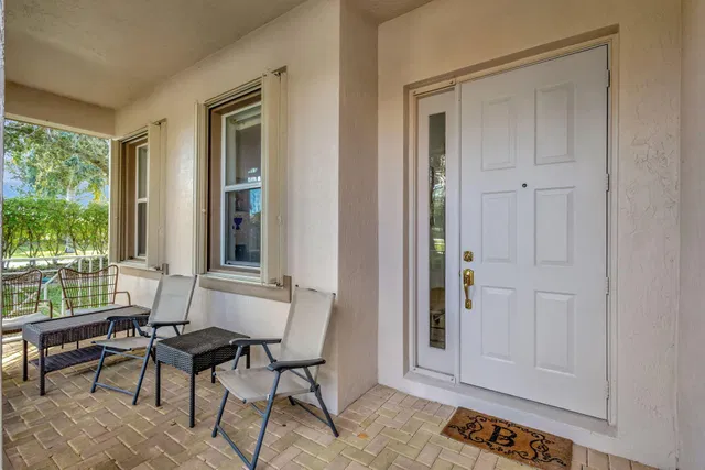 Residence photo 6